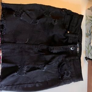 BLACK JEAN SKIRT